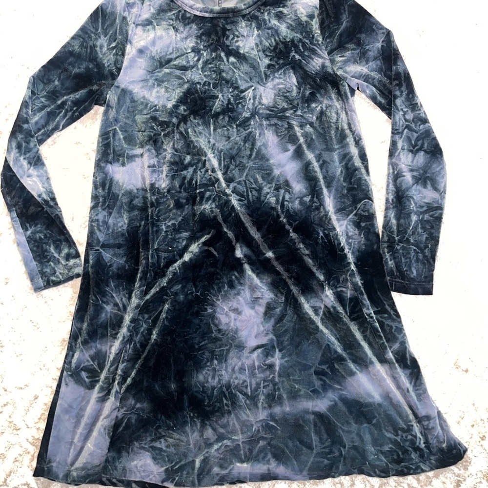 EARTHBOUND navy Blue Tie-Dye velvet dress womans size medium - Picture 5 of 5